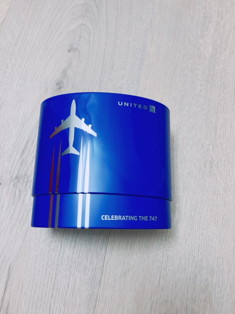 United Airlines Celebrating 747 Collectible Tin Amenity Kit